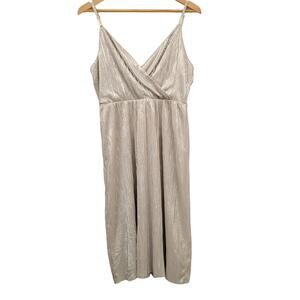 Guess Dress Women's 10 Silver Iridescent Pleated Spaghetti Strap Lined Party